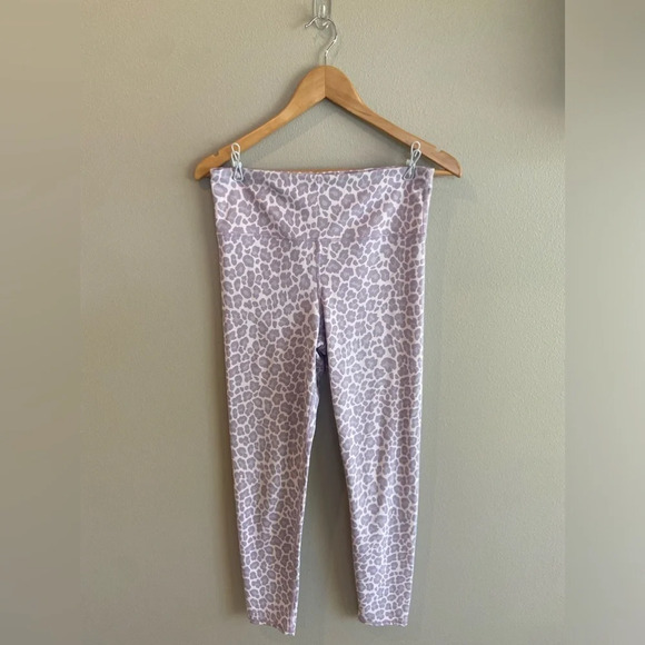 GAP Active Leggings Purple Leopard Print Medium High Rise Athletic - Picture 1 of 14